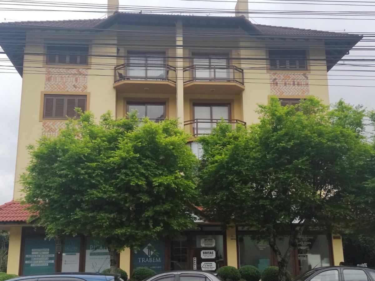 Apartamento Ensolarado No Centro De Gramado Leilighet Eksteriør bilde